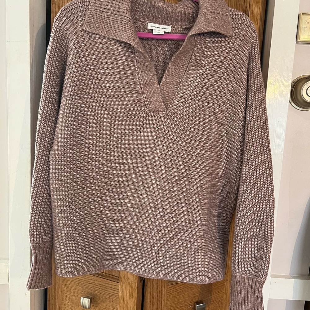 Cupcakes & Cashmere Mauve V-Neck Oversized Sweater Women’s Size Large